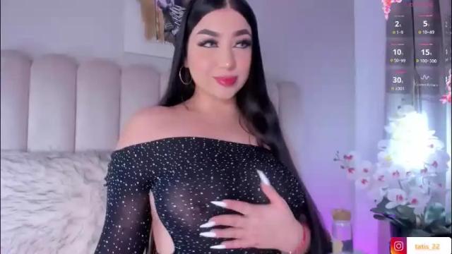 Image 3 of alissyadanger Stream on Chaturbate on 11 days ago