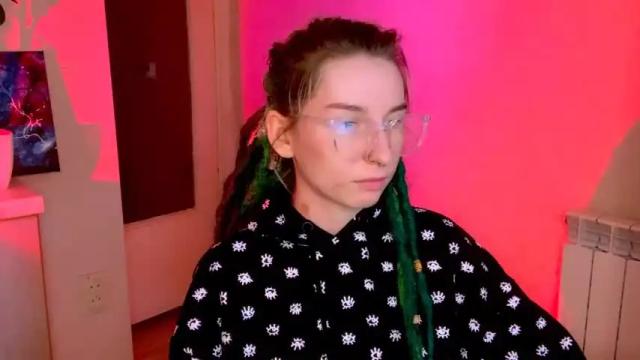 Image 12 of alisun_ Stream on Chaturbate on 24 months ago