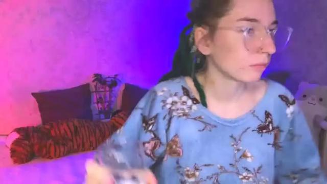 Image 12 of alisun_ Stream on Chaturbate on 24 months ago