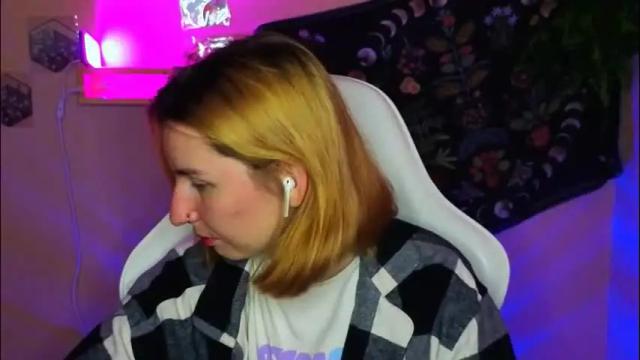 Image 4 of alisun_ Stream on Chaturbate on 2 months ago