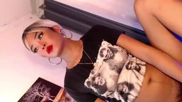 Image 7 of alita_loren Stream on Chaturbate on 18 months ago