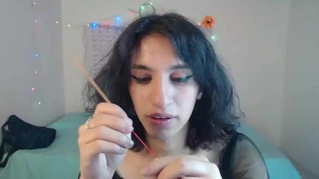 Image 12 of alix_hot_ Stream on Chaturbate on 22 months ago
