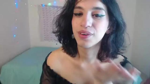 Image 4 of alix_hot_ Stream on Chaturbate on 22 months ago