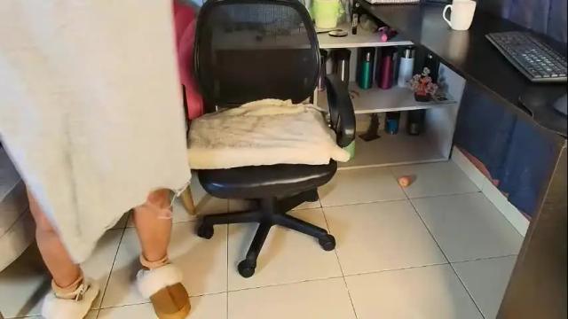 Image 7 of alixlong Stream on Chaturbate on 20 days ago