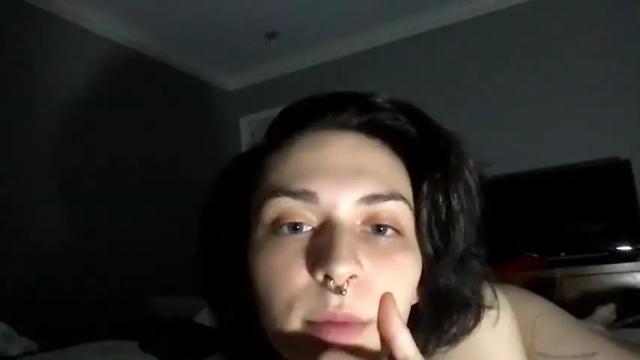 Image 10 of alixmae769936 Stream on Chaturbate on 19 months ago