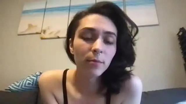 Thumbnail 2, alixmae769936's Stream at Chaturbate, 14 months ago