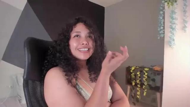 Thumbnail 3, alixon_fiore5's Stream at Chaturbate, 20 months ago