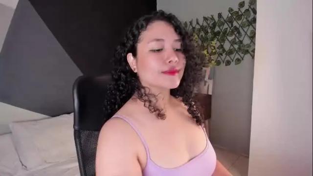 Thumbnail 3, alixon_fiore5's Stream at Chaturbate, 2 months ago