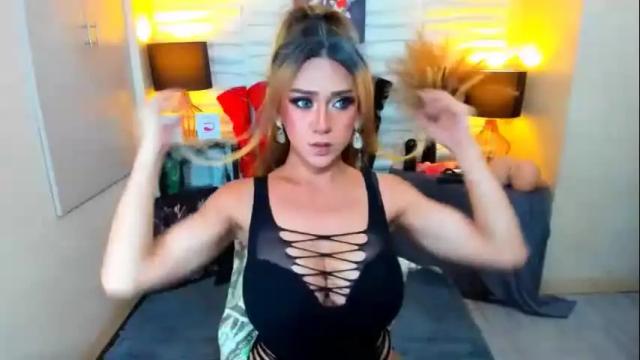 Image 3 of aliyahdeluxx Stream on Chaturbate on 1 month ago