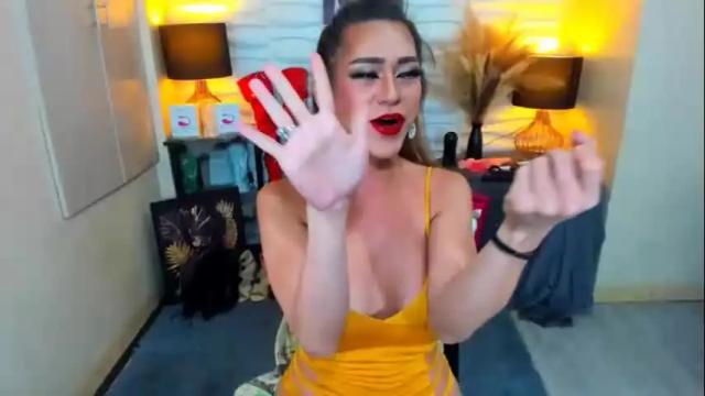 Image 2 of aliyahdeluxx Stream on Chaturbate on 1 month ago