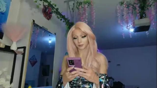 Image 2 of alizae_baby Stream on Chaturbate on 22 days ago