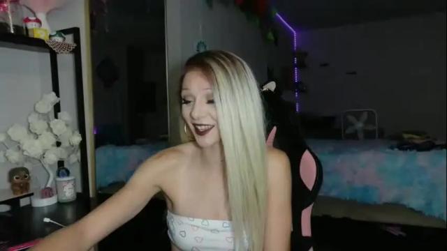 Image 8 of alizae_baby Stream on Chaturbate on 1 month ago