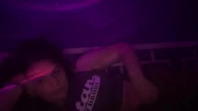 Image 3 of alizathejew Stream on Chaturbate on 13 months ago