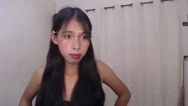 Image 3 of aljenloversweet Stream on Chaturbate on 13 months ago