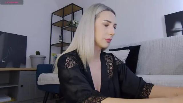 Image 10 of allayah Stream on Chaturbate on 14 days ago