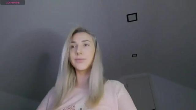 Image 3 of allayah Stream on Chaturbate on 22 days ago