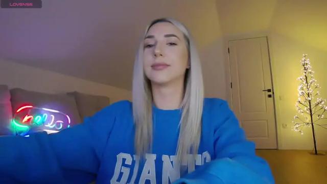 Image 3 of allayah Stream on Chaturbate on 4 days ago