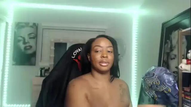 Thumbnail 1, alleyezonbrielle's Stream at Chaturbate, 15 months ago