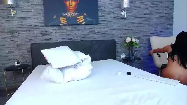 Image 12 of alliana_joy Stream on Chaturbate on 5 days ago