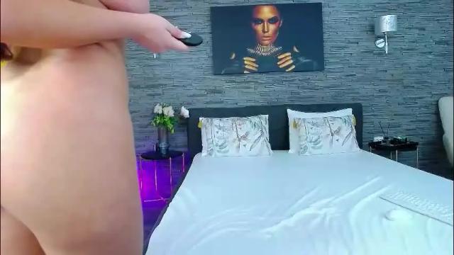 Image 4 of alliana_joy Stream on Chaturbate on 5 days ago