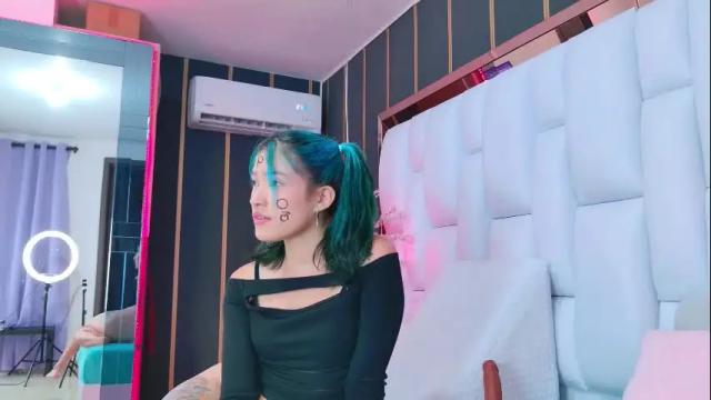 Image 3 of alliciakim Stream on Chaturbate on 1 month ago