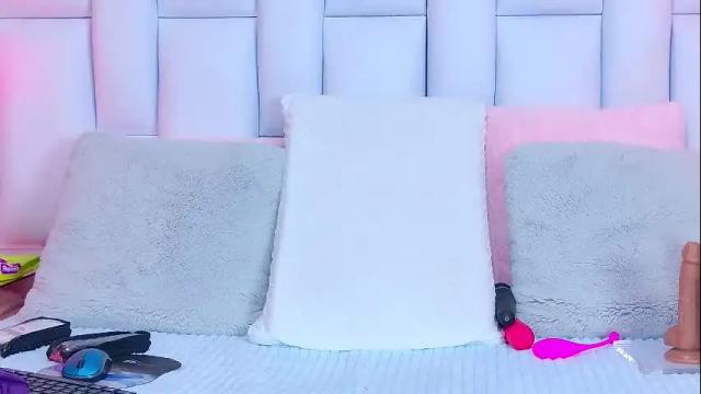 Image 8 of alliciakim Stream on Chaturbate on 28 days ago