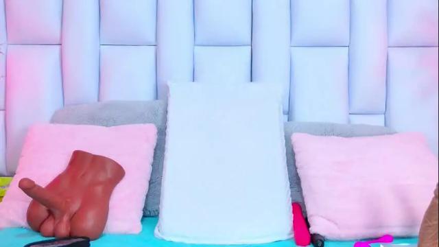 Image 10 of alliciakim Stream on Chaturbate on 22 days ago