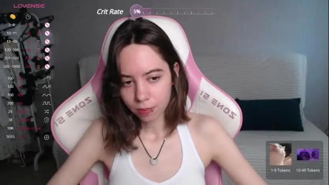 Image 10 of allie_hazie Stream on Chaturbate on 2 months ago