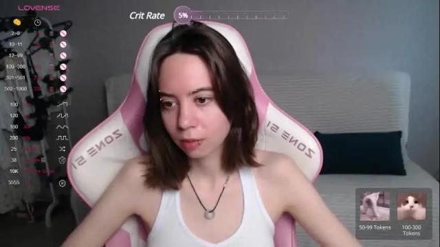 Image 6 of allie_hazie Stream on Chaturbate on 2 months ago