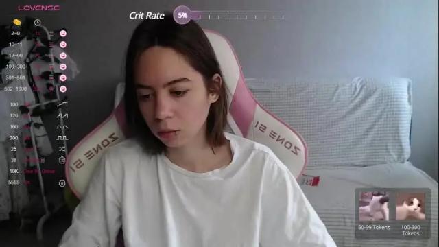 Image 7 of allie_hazie Stream on Chaturbate on 1 month ago