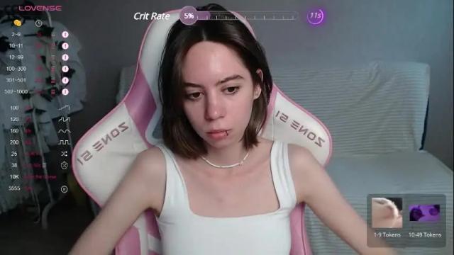 Image 6 of allie_hazie Stream on Chaturbate on 1 month ago