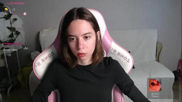 Image 8 of allie_hazie Stream on Chaturbate on 20 days ago