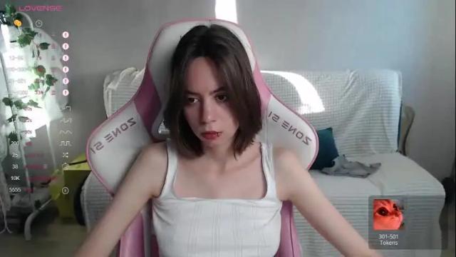 Image 11 of allie_hazie Stream on Chaturbate on 14 days ago