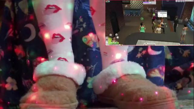 Image 7 of alliebells1 Stream on Chaturbate on 3 months ago