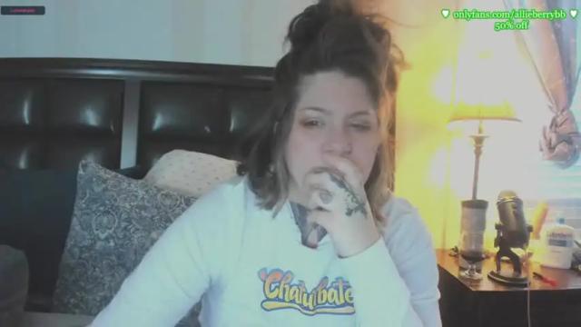 Image 12 of allieberrybb Stream on Chaturbate on 18 months ago