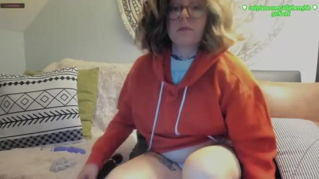 Image 8 of allieberrybb Stream on Chaturbate on 17 months ago