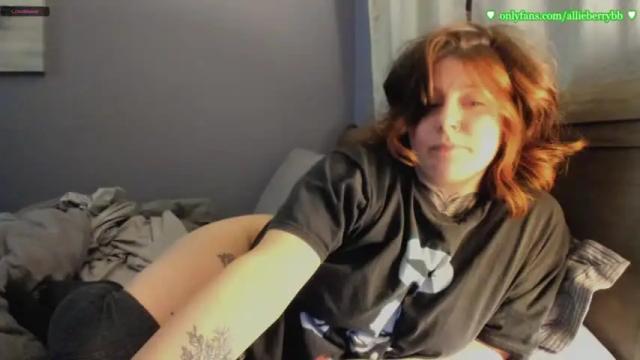 Image 8 of allieberrybb Stream on Chaturbate on 15 months ago