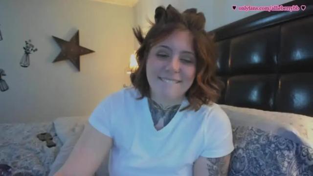 Image 7 of allieberrybb Stream on Chaturbate on 13 months ago