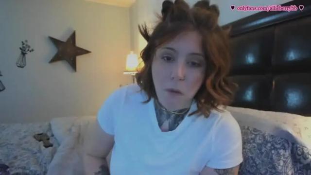 Image 8 of allieberrybb Stream on Chaturbate on 13 months ago