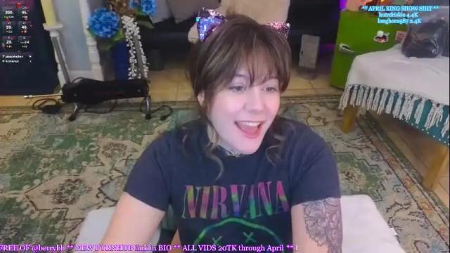 Image 3 of allieberrybb Stream on Chaturbate on 3 months ago