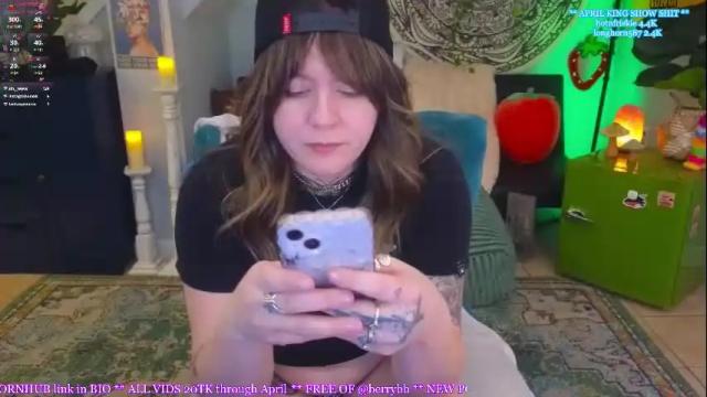Image 11 of allieberrybb Stream on Chaturbate on 3 months ago