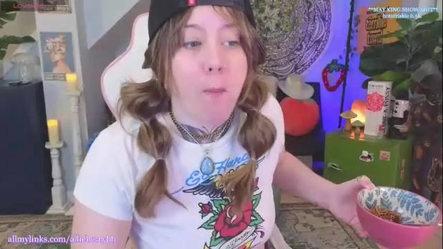 Image 2 of allieberrybb Stream on Chaturbate on 1 month ago