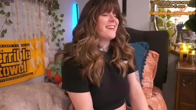 Image 6 of allieberrybb Stream on Chaturbate on 1 month ago