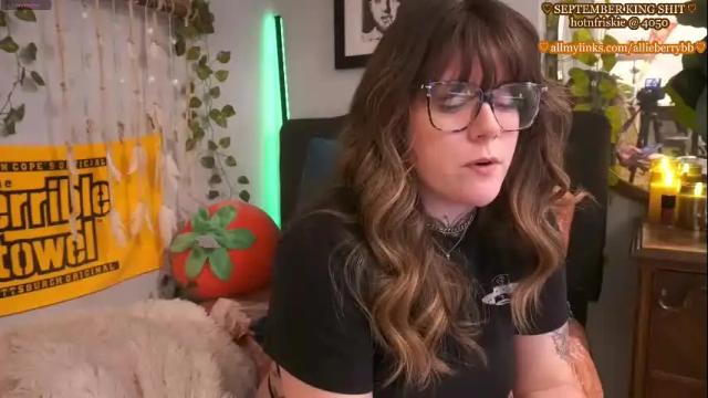 Thumbnail 3, allieberrybb's Stream at Chaturbate, 1 month ago