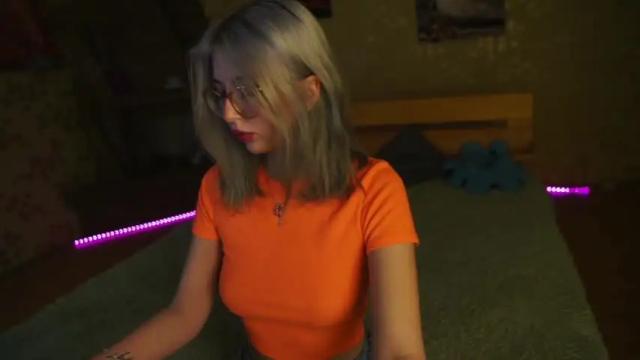 Image 3 of allison_cuty Stream on Chaturbate on 14 months ago