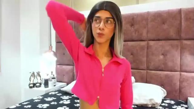Image 2 of allisonalaia Stream on Chaturbate on 16 months ago