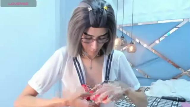 Image 10 of allisonalaia Stream on Chaturbate on 14 months ago