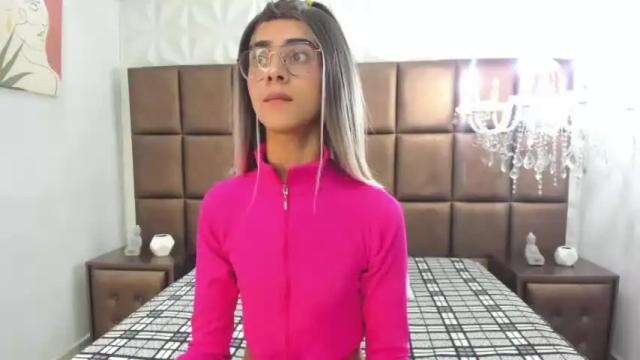 Image 10 of allisonalaia Stream on Chaturbate on 14 months ago