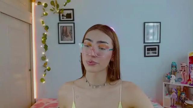 Image 10 of allisonblossom Stream on Chaturbate on 12 months ago