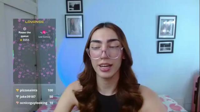 Image 11 of allisonblossom Stream on Chaturbate on 1 month ago
